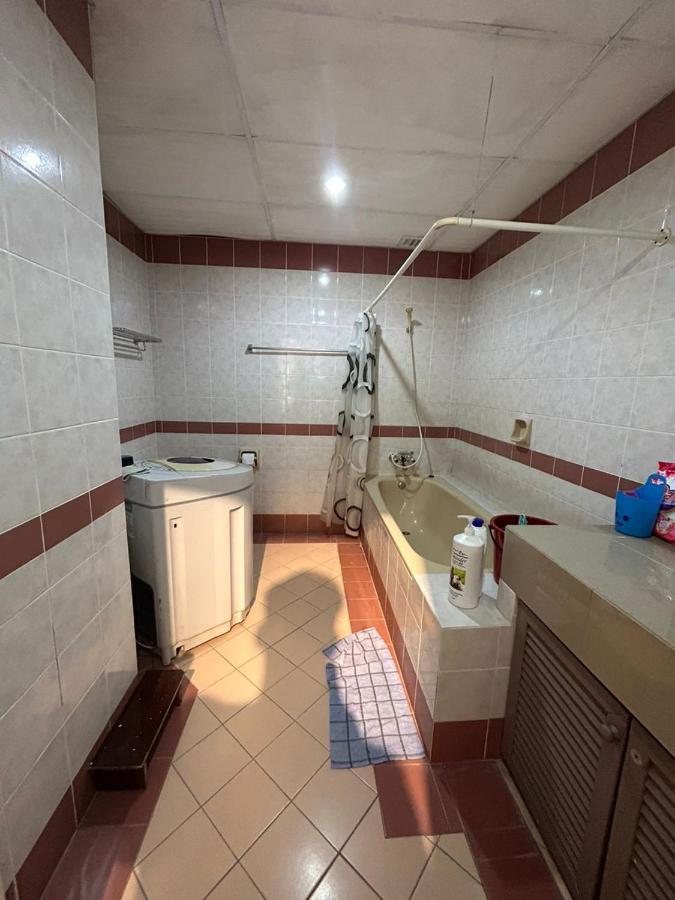 קוצ'ינג Riverbank Suites Waterfront 507 מראה חיצוני תמונה