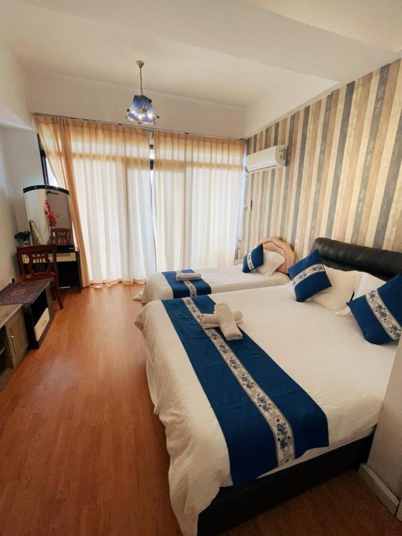 קוצ'ינג Riverbank Suites Waterfront 507 מראה חיצוני תמונה